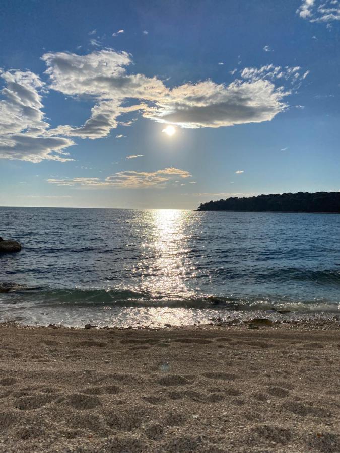 Mobile Home Divina Camp Porton Nature Hideouts Rovinj Exterior photo